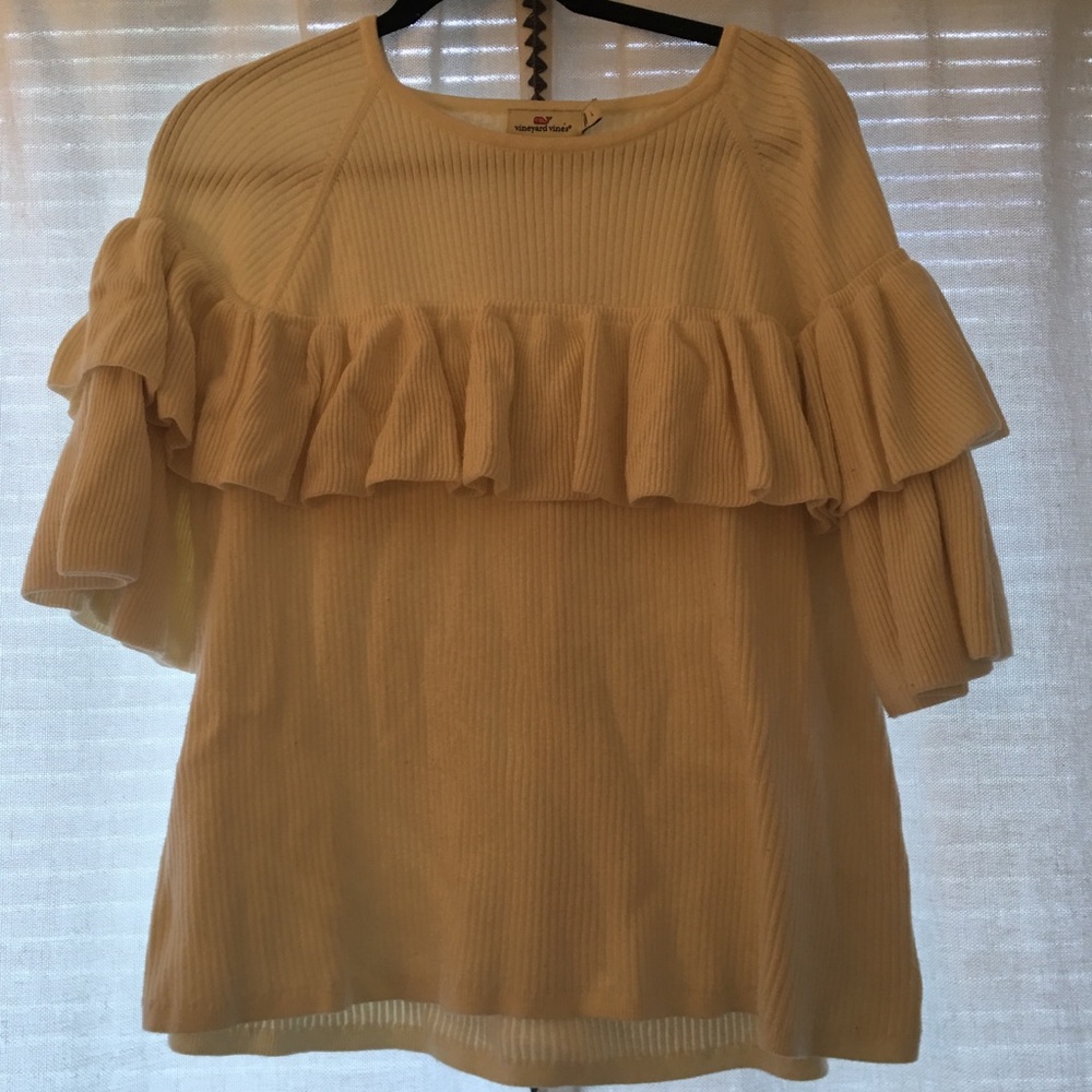 Vineyard vines ruffled top